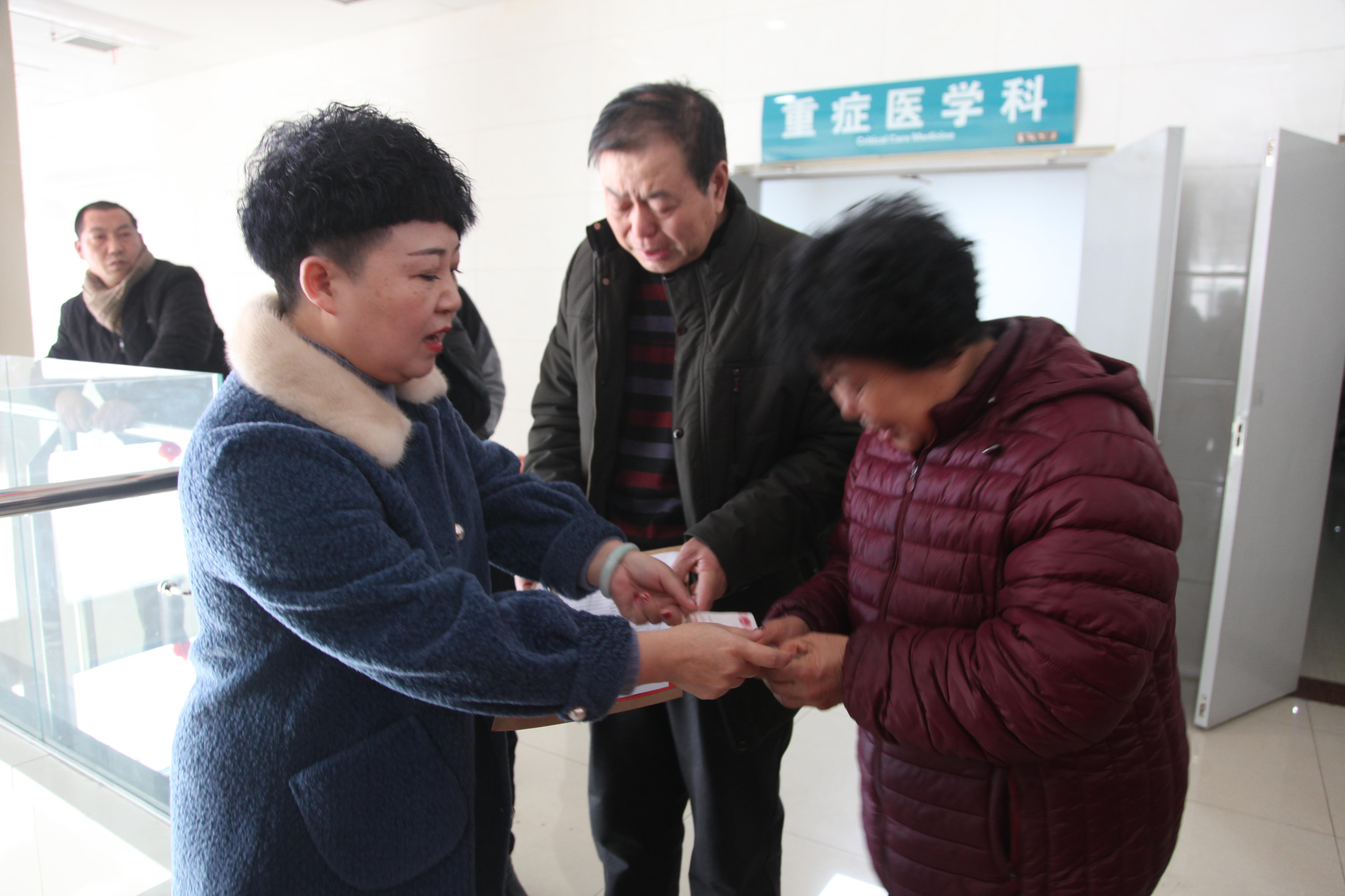 要哭↘别坚持